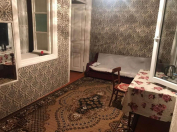 İcarəyə verilir 3 otaqlı 80 m2 köhnə tikili İçəri Şəhər m.