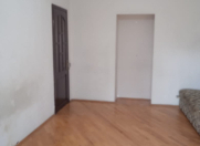 Satılır 3 otaqlı 80 m2 köhnə tikili 7 mkr