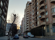 Satılır 3 otaqlı 153000 m2 yeni tikili 28 May m.