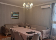 Satılır 4 otaqlı 128 m2 yeni tikili Həzi Aslanov m.