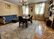 Satılır 5 otaqlı 130 m2 köhnə tikili Ayna Sultanova heykəli