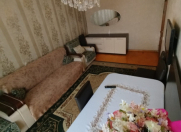 Satılır 3 otaqlı 90 m2 köhnə tikili Xalqlar Dostluğu m.