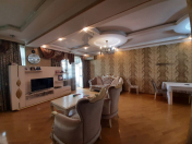 Satılır 4 otaqlı 167 m2 yeni tikili 20 yanvar m.