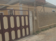 Satılır 4 otaqlı 110 m2 həyət evi Əmircan