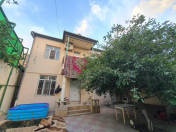 Satılır 5 otaqlı 2 m2 həyət evi Alatava 2