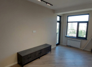 Satılır 2 otaqlı 50 m2 yeni tikili İnşaatçılar m.