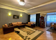 Satılır 4 otaqlı 240 m2 yeni tikili 28 May m.