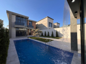 Satılır 4 otaqlı 250 m2 bağ evi Mərdəkan