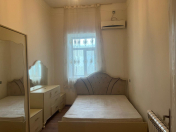 İcarəyə verilir 2 otaqlı 36 m2 köhnə tikili 28 May m.