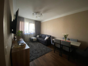 Satılır 2 otaqlı 45 m2 köhnə tikili Memar Əcəmi m.