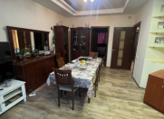 Satılır 3 otaqlı 75 m2 köhnə tikili Hüseyn Cavid parkı