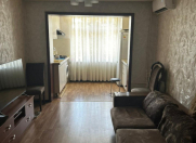 Satılır 3 otaqlı 60 m2 köhnə tikili Neftçilər m.