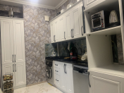 Satılır 3 otaqlı 98 m2 yeni tikili Xırdalan