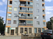 Satılır 200 m2 qaraj 1 mkr