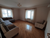 Satılır 2 otaqlı 60 m2 köhnə tikili İnşaatçılar m.