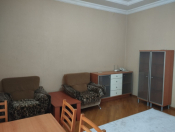 İcarəyə verilir 3 otaqlı 75 m2 köhnə tikili Gənclik m.