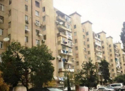 Satılır 2 otaqlı 60 m2 köhnə tikili 8 km