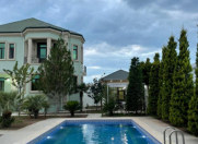 Satılır 6 otaqlı 350 m2 villa Şüvəlan