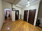 Satılır 4 otaqlı 140 m2 yeni tikili Biləcəri