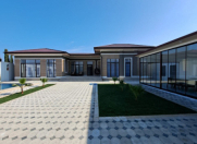 Satılır 5 otaqlı 220 m2 bağ evi Mərdəkan
