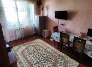 Satılır 3 otaqlı 40 m2 köhnə tikili Memar Əcəmi m.