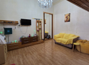 Satılır 1 otaqlı 40 m2 köhnə tikili Bakı