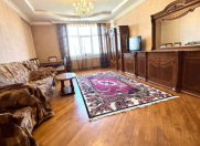 İcarəyə verilir 3 otaqlı 110 m2 yeni tikili Mərkəzi Neftçilər xəstxəxanası