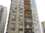 Satılır 5 otaqlı 212 m2 yeni tikili 8 mkr