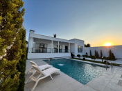 Satılır 4 otaqlı 230 m2 həyət evi Mərdəkan