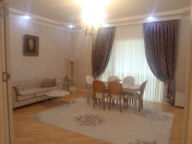 Satılır 3 otaqlı 154 m2 yeni tikili 8 Noyabr m.