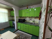 Satılır 2 otaqlı 60 m2 köhnə tikili Nizami r.