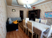 Satılır 4 otaqlı 70 m2 köhnə tikili Sevinc k/t