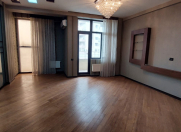 Satılır 4 otaqlı 170 m2 yeni tikili İnşaatçılar m.