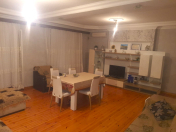 Satılır 5 otaqlı 110 m2 köhnə tikili Neftçilər m.