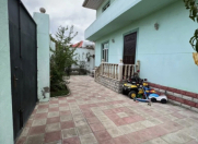 Satılır 5 otaqlı 225 m2 həyət evi Bakıxanov