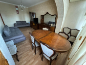 Satılır 2 otaqlı 68 m2 köhnə tikili Ayna Sultanova heykəli