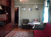 Satılır 2 otaqlı 65 m2 köhnə tikili Elmlər Akademiyası m.