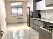 Satılır 2 otaqlı 100 m2 yeni tikili İnşaatçılar m.