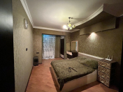 Satılır 2 otaqlı 65 m2 köhnə tikili Koroğlu m.