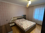 İcarəyə verilir 3 otaqlı 110 m2 köhnə tikili Şah İsmayıl Xətai m.
