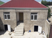 Satılır 3 otaqlı 108 m2 həyət evi Binə