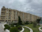 Satılır 4 otaqlı 190 m2 yeni tikili Abu Arena