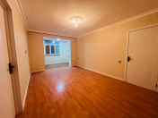 Satılır 2 otaqlı 55 m2 köhnə tikili Qara Qarayev m.