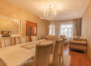 Satılır 4 otaqlı 200 m2 həyət evi Y.Suraxanı