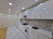 Satılır 2 otaqlı 52 m2 köhnə tikili Elmlər Akademiyası m.