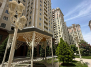 Satılır 4 otaqlı 300 m2 yeni tikili Elmlər Akademiyası m.