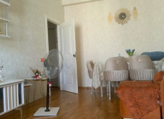 Satılır 2 otaqlı 70 m2 yeni tikili Qara Qarayev m.