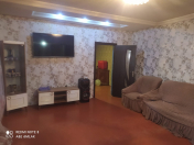 Satılır 4 otaqlı 94 m2 həyət evi Ramana