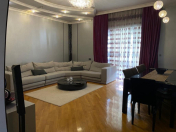 İcarəyə verilir 4 otaqlı 160 m2 yeni tikili 8 Noyabr m.