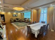 Satılır 4 otaqlı 198 m2 yeni tikili Nərimanov r.